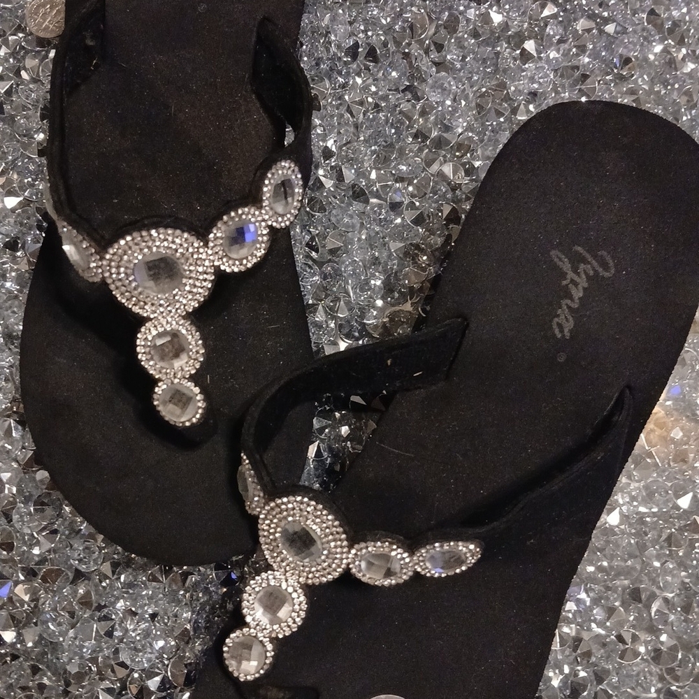Chic Black Rhinestone Sandals